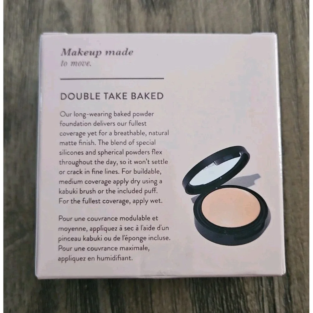Laura Geller 0.35 oz Double Take Baked Versatile Powder Foundation -Fair  (NEW)